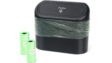 Ni limpiadores, ni cepillos: el minicubo de basura imprescindible para mantener tu coche limpio