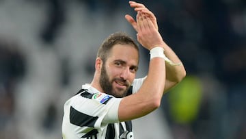 Higua&iacute;n se despide de la Juventus para ser jugador del Mil&aacute;n.