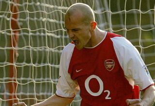 "Al llegar al hotel había modelos esperándonos para cansarnos antes de jugar con el Lokomotiv"