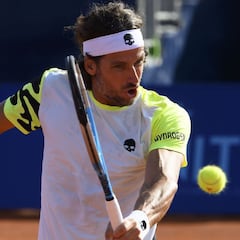 Feliciano López desperdicia dos match-balls y cae ante Ymer