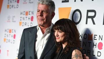 Asia Argento niega la agresi車n y mete a su difunto novio en la historia