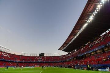 Sevilla-Lyon en imágenes