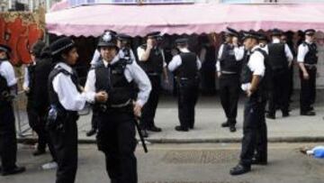 La policia británica vigila las calles de Londres.