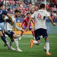 Does the MLS have a salary cap?