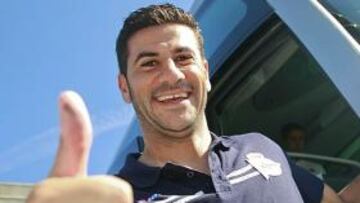 <b>EN FORMA. </b>Riki es la gran amenaza del Depor, que visita con ambici¨®n Los C¨¢rmenes.