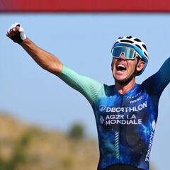 Ben O’Connor, líder de la Vuelta por 5 minutos y una cuota a ganador de escándalo