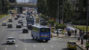 Pico y placa hoy, viernes 16 de julio en Bogot&aacute; y Cali. Conozca los horarios y los veh&iacute;culos que no podr&aacute;n circular por la medida vehicular.