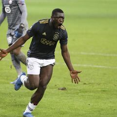 Ajax striker Brian Brobbey tipped for the top