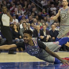 Sigue el drama para Fultz: para otra vez por el hombro lesionado