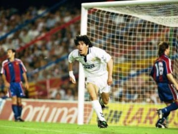 'Bam bam' repitió la hazaña en la temporada 1994-95, también con el Real Madrid. El delantero anotó 31 goles en 46 encuentros. Su promedio de goles por partido fue de 0.67.