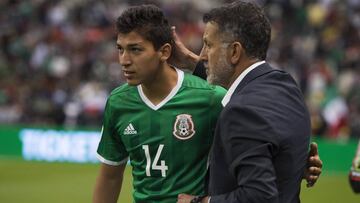 &Aacute;ngel Zald&iacute;var asegura que por m&aacute;s que se cuestione al t&eacute;cnico de la Selecci&oacute;n Mexicana, Juan Carlos Osorio, se debe respetar su proceso.