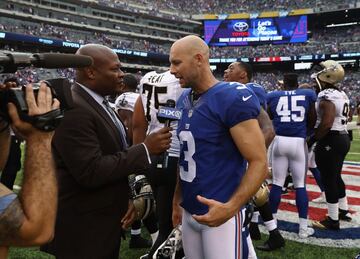 -"¿Y tú dónde te cortas el pelo, Josh Brown?" -"En el mismo sitio que tú, tonto de los coj..."