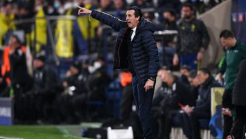 VILLARREAL, SPAIN - FEBRUARY 22: Unai Emery, Head Coach of Villarreal CF reacts during the UEFA Champions League Round Of Sixteen Leg One match between Villarreal CF and Juventus at Estadio de la Ceramica on February 22, 2022 in Villarreal, Spain. (Photo