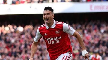 Soccer Football - Premier League - Arsenal v Nottingham Forest - Emirates Stadium, London, Britain - October 30, 2022 Arsenal's Gabriel Martinelli celebrates scoring their first goal REUTERS/David Klein EDITORIAL USE ONLY. No use with unauthorized audio, video, data, fixture lists, club/league logos or 'live' services. Online in-match use limited to 75 images, no video emulation. No use in betting, games or single club /league/player publications. Please contact your account representative for further details.