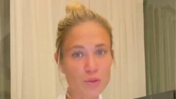 Carla Pereyra hablando en Instagram sobre la salud de Simeone