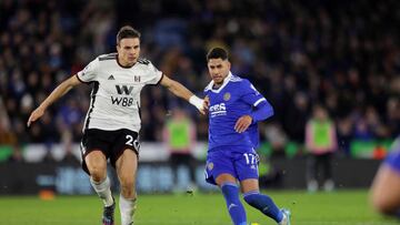 LEICESTER, ENGLAND - JANUARY 03: Joao Palhinha of Fulham challenges Ayoze Perez of Leicester City during the Premier League match between Leicester City and Fulham FC at The King Power Stadium on January 03, 2023 in Leicester, England. (Photo by Malcolm Couzens/Getty Images)
