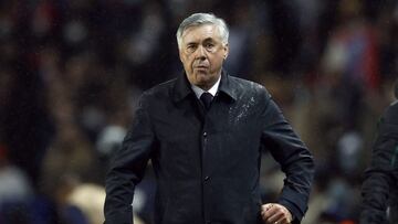 Carlo Ancelotti, el pasado martes en el estadio Parque de los Pr&iacute;ncipes de Par&iacute;s.