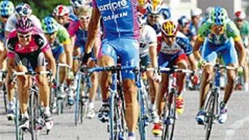 <b>DE REPENTE, UN EXTRAÑO.</B/>Rubens Bertogliati se impuso en Luxemburgo a todos los velocistas.