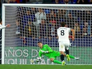 Su equipo perdió, pero si no fue por goleada fue por sun portero. David Soria detuvo dos penaltis al Levante en una masterclass del guardameta azulón.