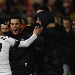 Michael Santos asalta el invicto Alcoraz con un doblete