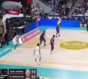 Cuando más sufría el Madrid apareció Campazzo con esta maravilla que secó al Barça