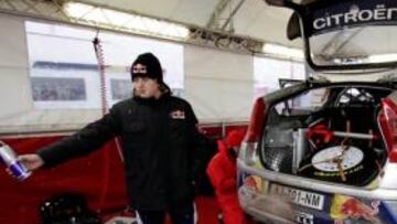 <b>UNO MÁS. </b>Raikkonen se muestra perfectamente integrado a la dinámica del Mundial de rallys dentro del equipo Citroën Júnior.