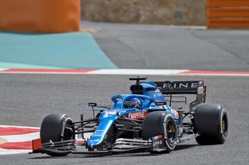 El debut de Alonso con el Alpine en im¨¢genes