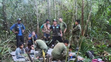 Rescatan con vida a los 4 niños perdidos hace 40 días en la selva de Colombia