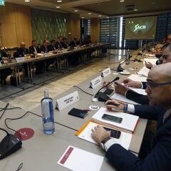 La ACB elige presidente entre Imbroda, García o Juane