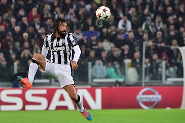 Miembro del equipo FIFA en 2006, campeón del Mundo, subcampeón de Europa y seis veces ganador del Scudetto. El Balón de Oro no recompensó la elegancia de 'Il Metronomo', centrocampista de época. Su quinto puesto en 2007 fue su mejor puesto.