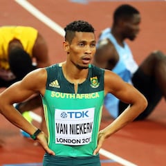 Van Niekerk se lesiona grave de la rodilla jugando al rugby