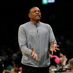 Los Sixers despiden a ‘Doc’ Rivers