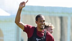 Jürgen Klopp updates Liverpool fans after Van Dijk scare