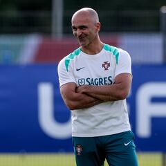 “El campo es el que es... creemos en la UEFA”