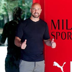 Pepe Reina ya está en Milán para viajar a Estados Unidos