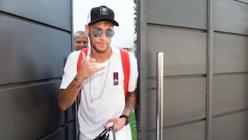Neymar y el PSG se cruzan mensajes misteriosos