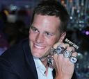 Los Patriots lucen anillos de 283 diamantes en ‘casa Kraft’