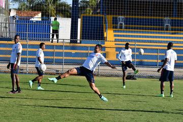 El equipo dirigido por Reinaldo Rueda realiza prácticas en Brasilia pensando en el encuentro por los cuartos de final de la Copa América. El partido se disputará el sábado 3 de julio.