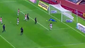 Era golazo: Marcos González tuvo el empate en esta jugada