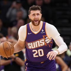 Who holds the record for the most rebounds in a single NBA game?