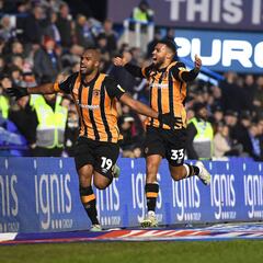 Estupiñán, nuevamente figura con Hull City en el Championship