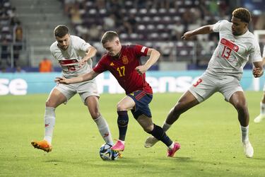 La Rojita acaricia los Juegos