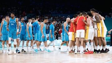 La Selección hace piña después de ganar a Grecia.