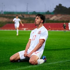 Ilias Akhomach elige Marruecos