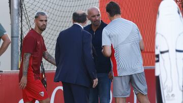 04/07/22 PRETEMPORADA SEVILLA ENTRENAMIENTO  
SUSO  PEPE CASTRO JOSE CASTRO MONCHI JULEN LOPETEGUI