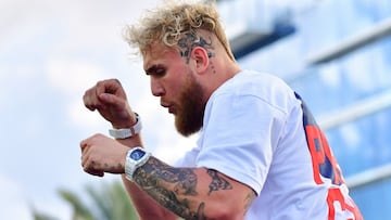 TAMPA, FLORIDA - DECEMBER 15: Jake Paul works out during a media workout at the Seminole Hard Rock Tampa pool prior to his December 18th fight against Tyron Woodley on December 15, 2021 in Tampa, Florida.   Julio Aguilar/Getty Images/AFP
 == FOR NEWSPAPER