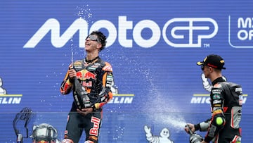 Rueda y Muñoz en el podio de Le Mans.