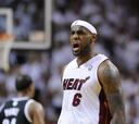 LeBron, el más joven en llegar a 4.000 puntos en playoffs