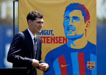 Andreas Christensen durante la presentación. 