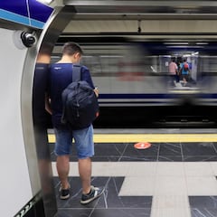 ¿Por qué los trenes del Metro de Madrid circulan por la izquierda?